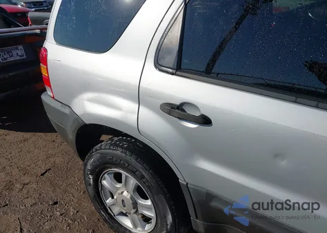 2004 Ford Escape Xlt z USA, uszkodzony, nr VIN 1FMCU03194KB10900